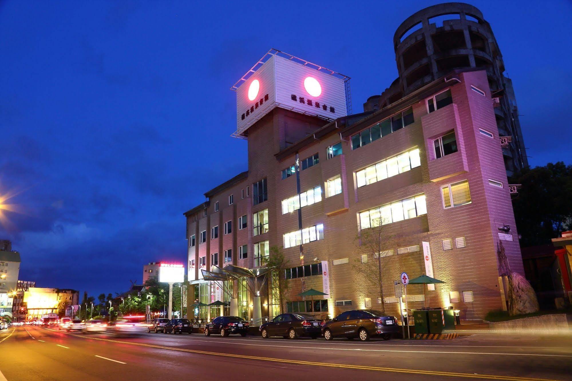 J-Hotel เจียวซี ภายนอก รูปภาพ